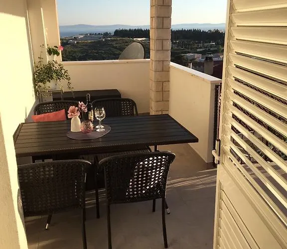 Nasi Διαμέρισμα Σπλιτ